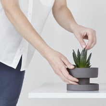 Load image into Gallery viewer, Maria Pot